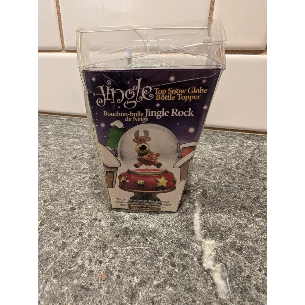 Jingle Rock Top Snow Globe Bottle Topper Santa Cork Wine Bottle Accessory in Box